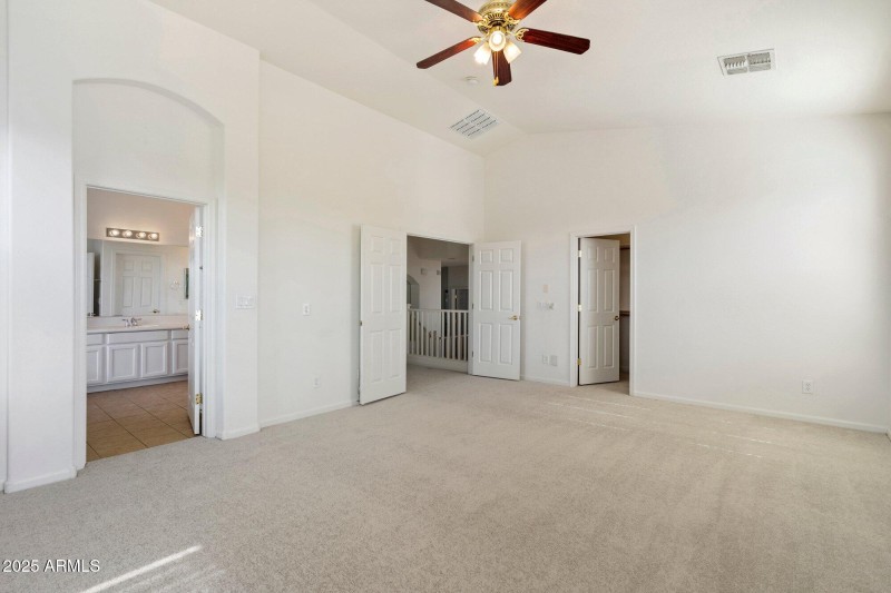 Split Primary Suite & Wing