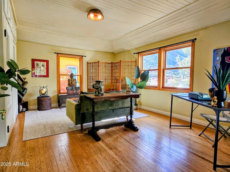 20251113_095039~2-EDIT