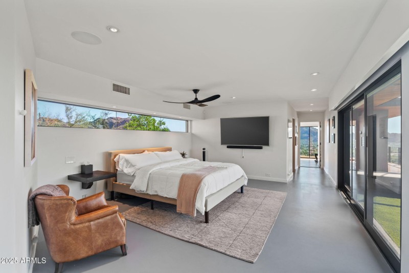 34-web-or-mls-7517 N Moonlight Ln--1