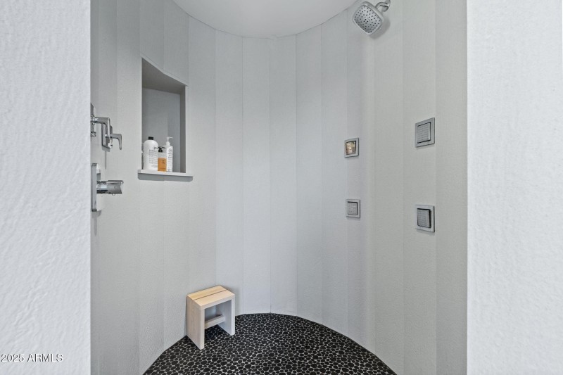 45-web-or-mls-7517 N Moonlight Ln--12