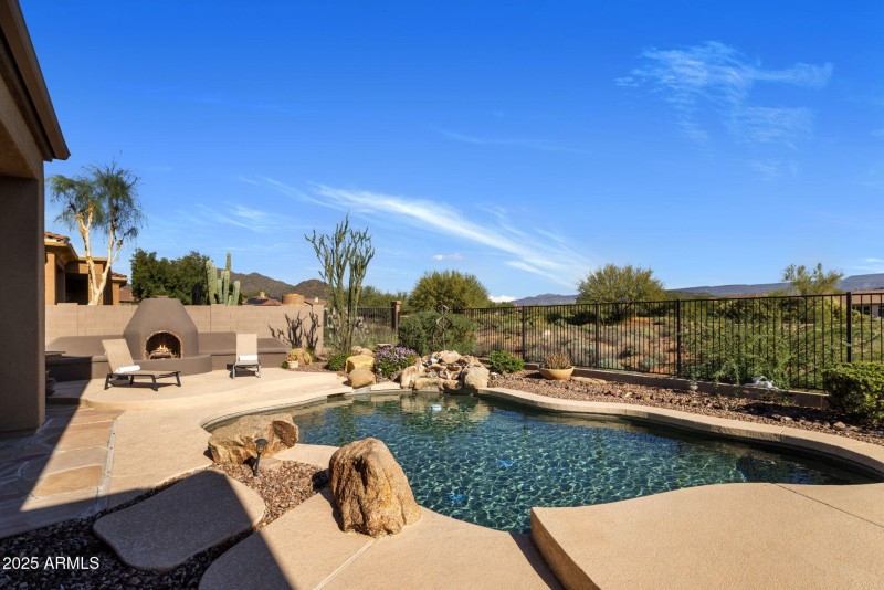 83-web-or-mls-IMG_5764 copy