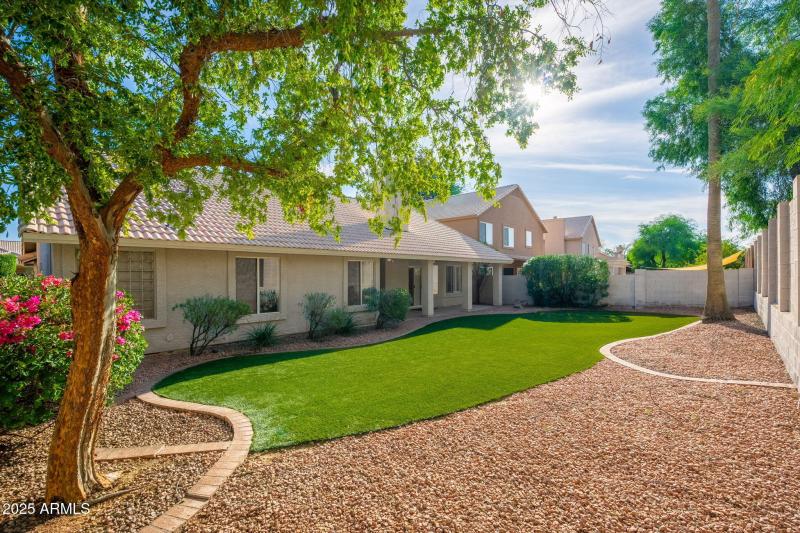 4154 E Rockledge Rd - 40