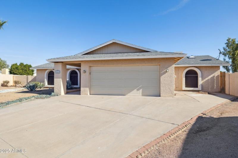 2-web-or-mls-4662-w-kings-ave