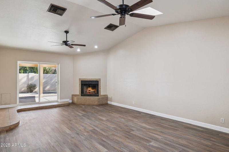 10-web-or-mls-4662-w-kings-ave