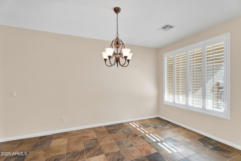 18-web-or-mls-3586 E Riopelle Ct-4