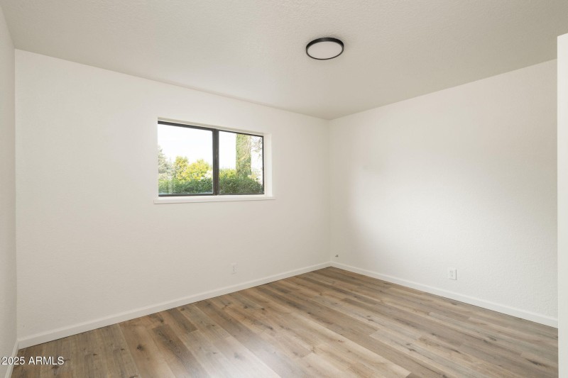 17-web-or-mls-415-w-fir-st