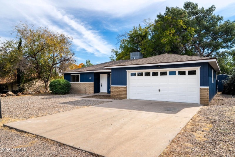 27a-web-or-mls-415-w-fir-st