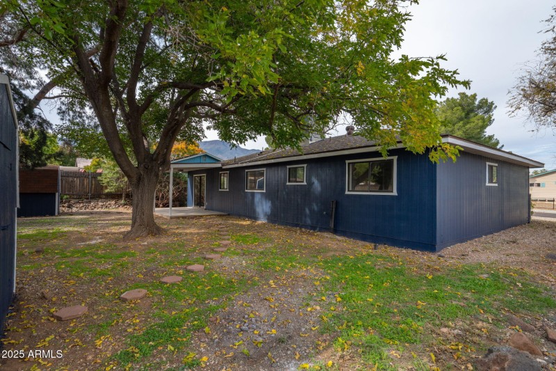 23-web-or-mls-415-w-fir-st