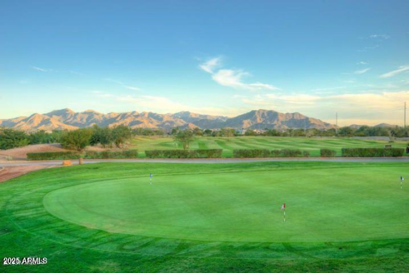 club house mtn views