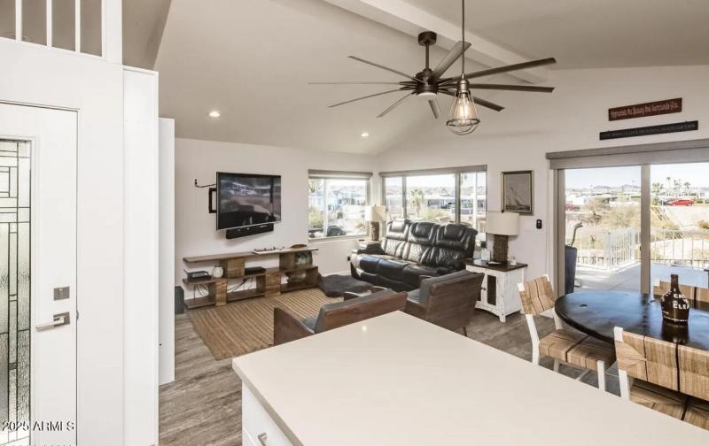 52f911e8cc6cc49f0134ead15d621ddcl-m22279