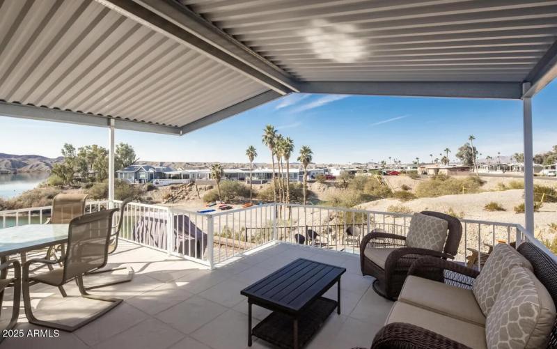 52f911e8cc6cc49f0134ead15d621ddcl-m36063