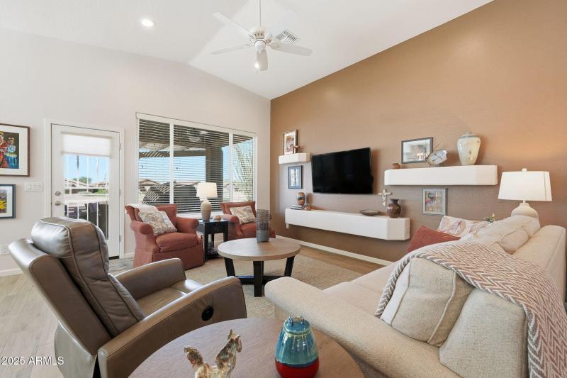 9-web-or-mls-015_ListerPros