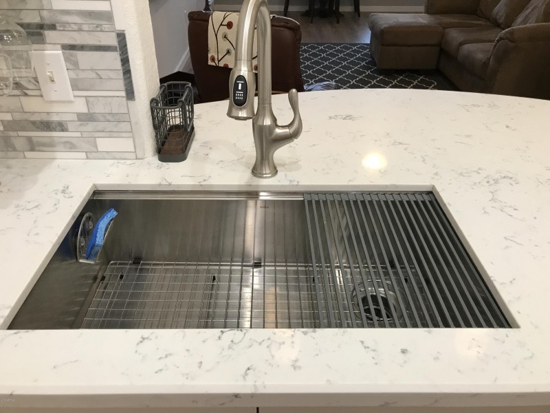 Kitchen sink