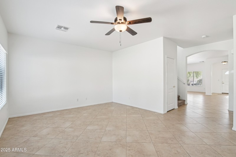 7-print-N Bobcat Way-S1311-007