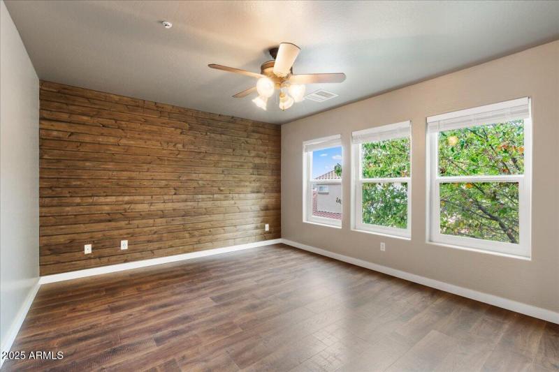 Upstairs Primary Bedroom