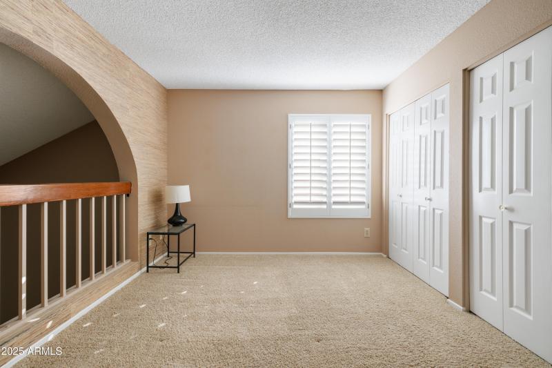 Upstairs_Office_Den_Photo_1