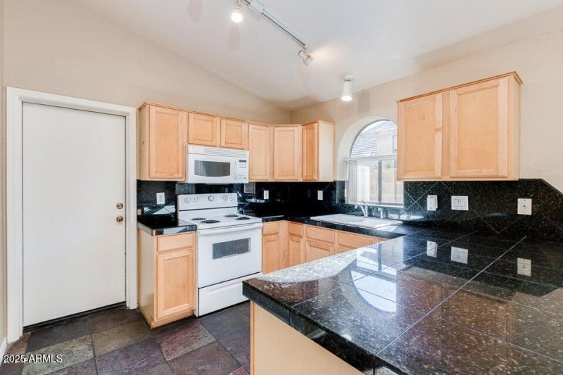 20180921154249040600000000-o