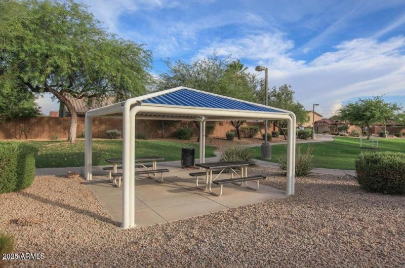 20180921172314055536000000-o