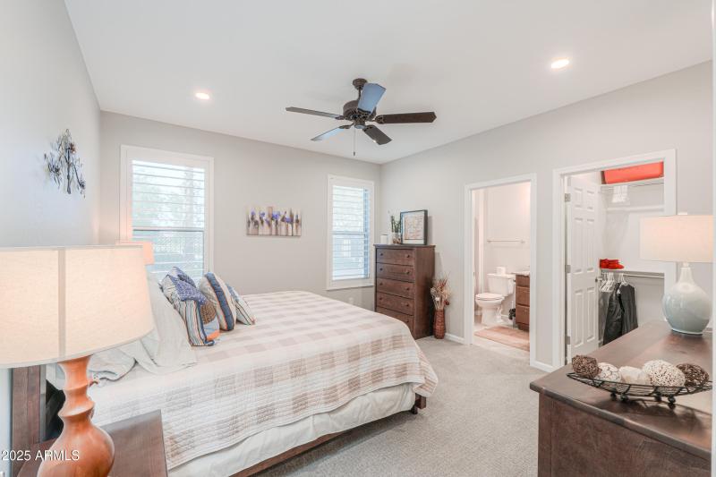 Guest Bedroom w/en-suite