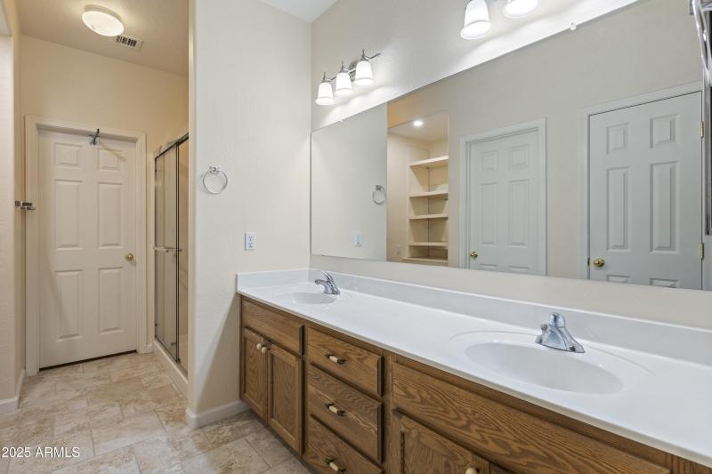 029_124Primary Bathroom