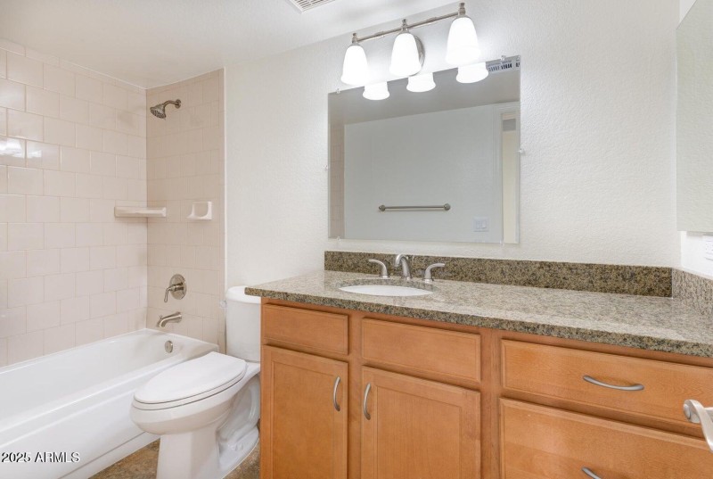 20250819060137663303000000-o