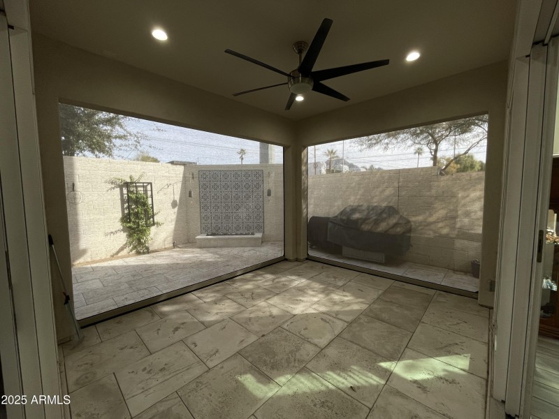 BackyardScreensDown.3 (1)