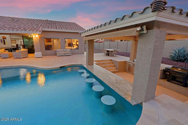 72C6D6FD-7853-4AA9-B15D-A678AB8C79B2