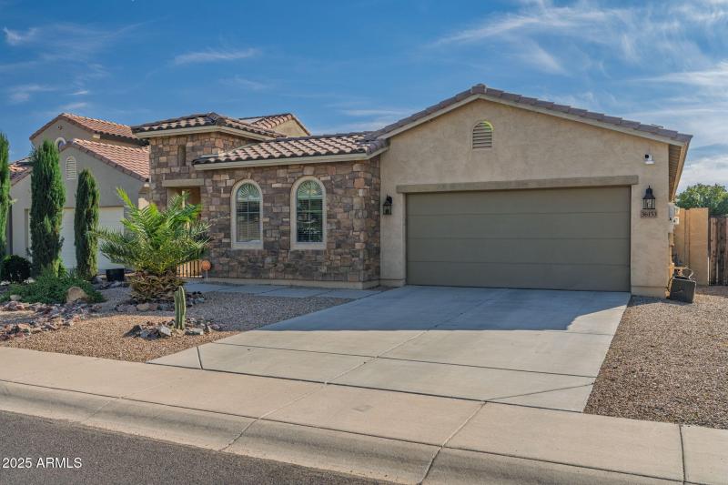 2-web-or-mls-36153 W Merced St-2