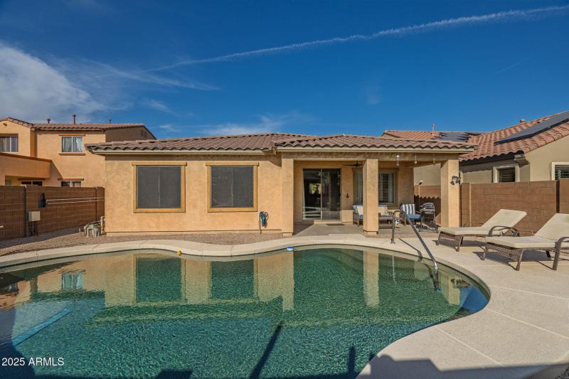 50-web-or-mls-36153 W Merced St-50