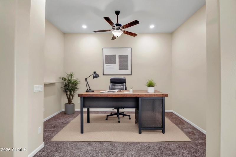 OFFICE OR FLEX SPACE