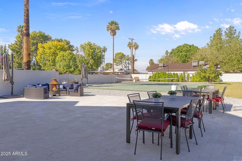 Expansive Travertine Decking