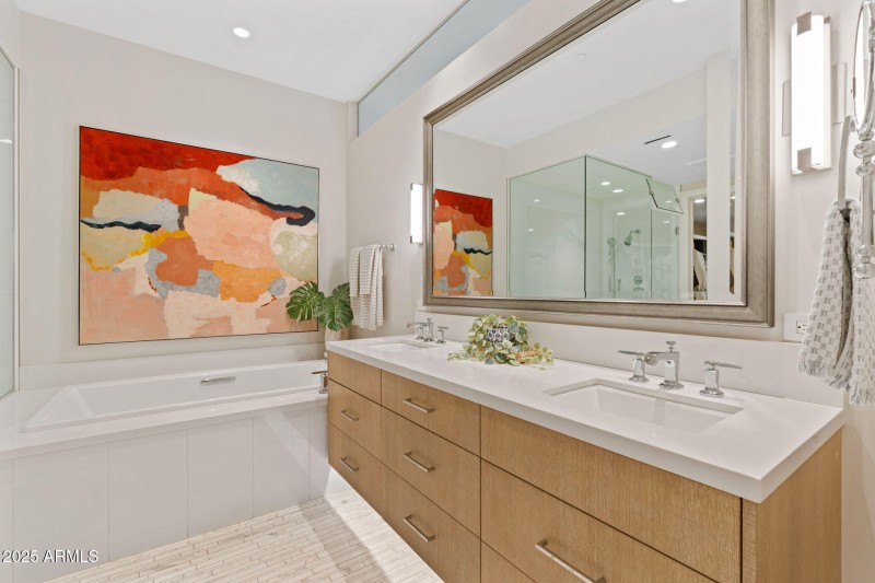 29-web-or-mls-5577-e-stella-ln