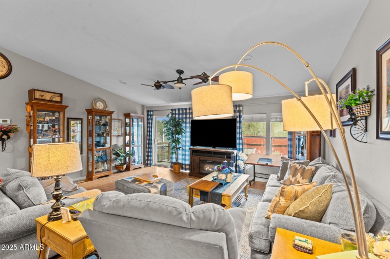 19-web-or-mls-DSC07833