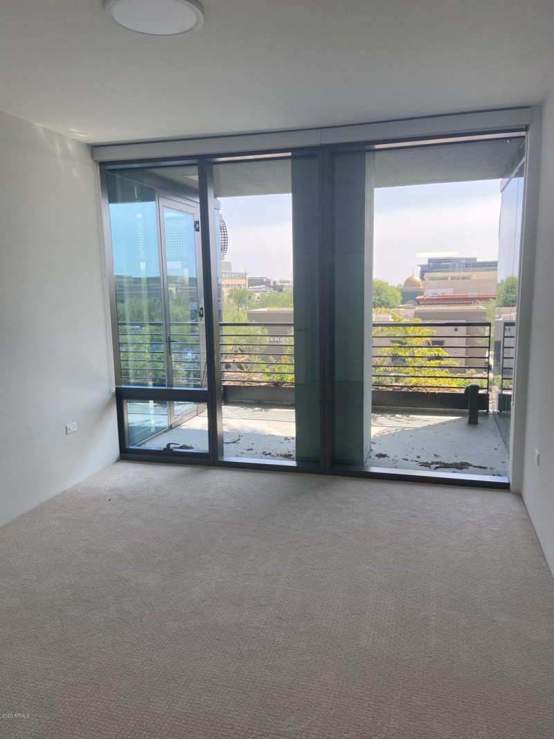 69EDD9A8-7675-4070-8CE8-0FCDCED756E8