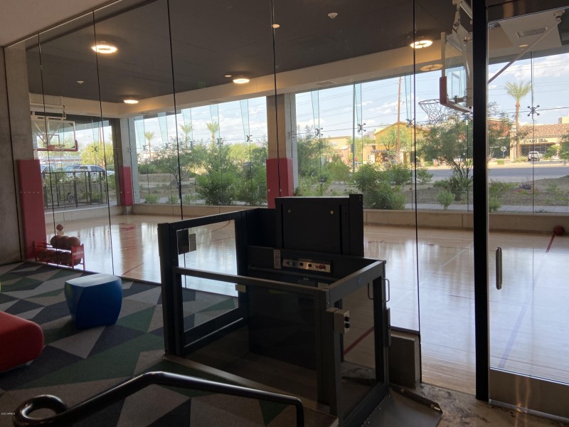 1E8117B6-25A5-421B-B5DF-30311B722A93