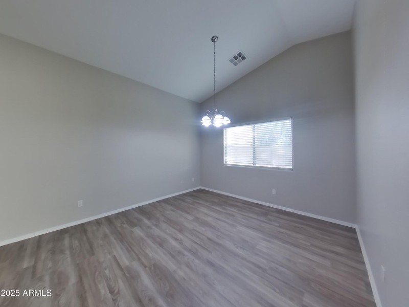 2_pc_a8Ww9wBARn_lN2JJ1CQGY_layout_1