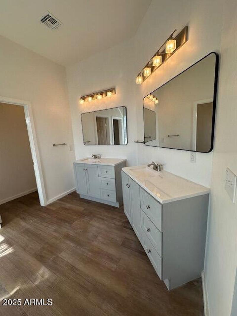 5022S35thAve_62986_17