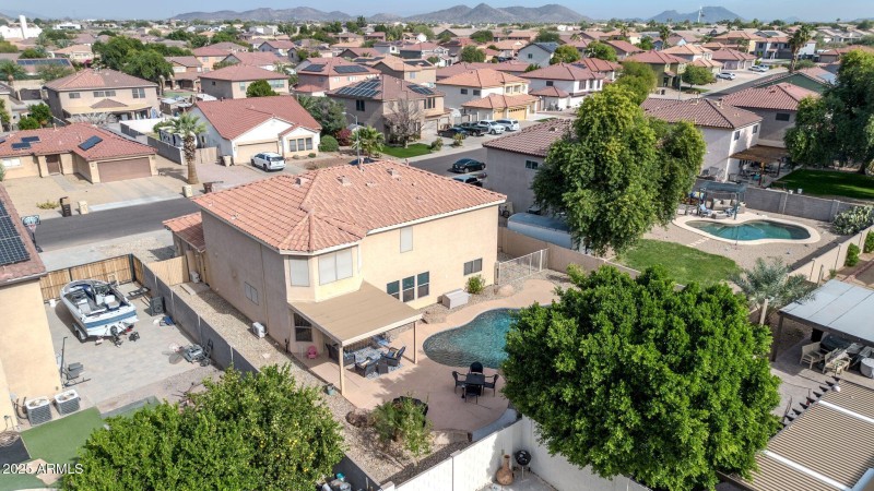 10617 W Daley Ln Drone-14