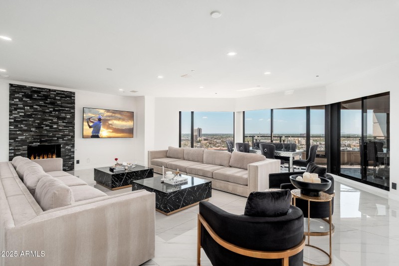 1040 E Osborn Rd UNIT 1703 - 03