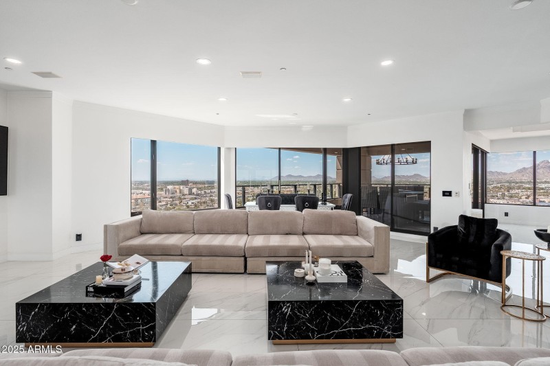 1040 E Osborn Rd UNIT 1703 - 05