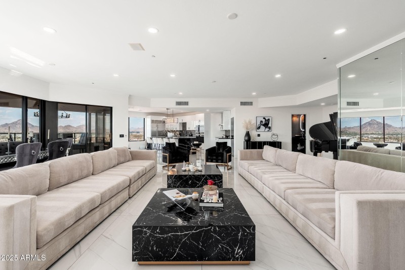 1040 E Osborn Rd UNIT 1703 - 07