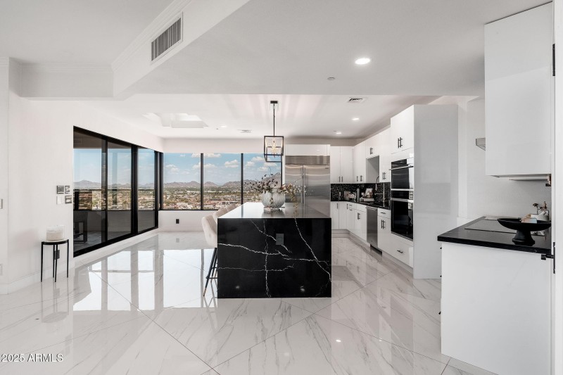 1040 E Osborn Rd UNIT 1703 - 10