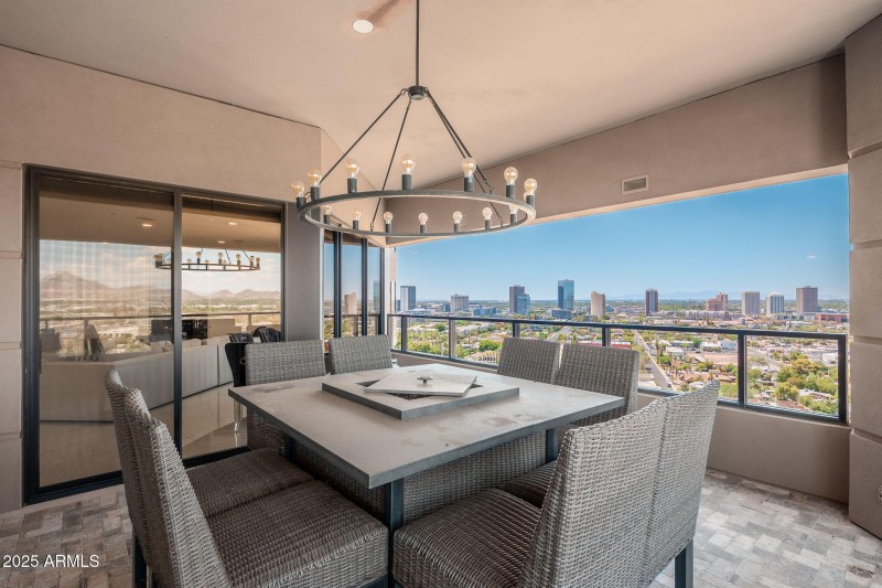 1040 E Osborn Rd UNIT 1703 - 18