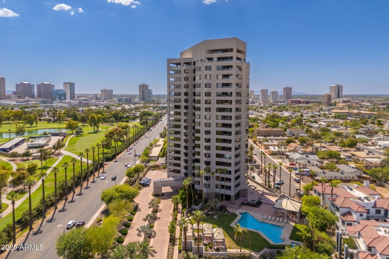 1040 E Osborn Rd UNIT 1703 - 52