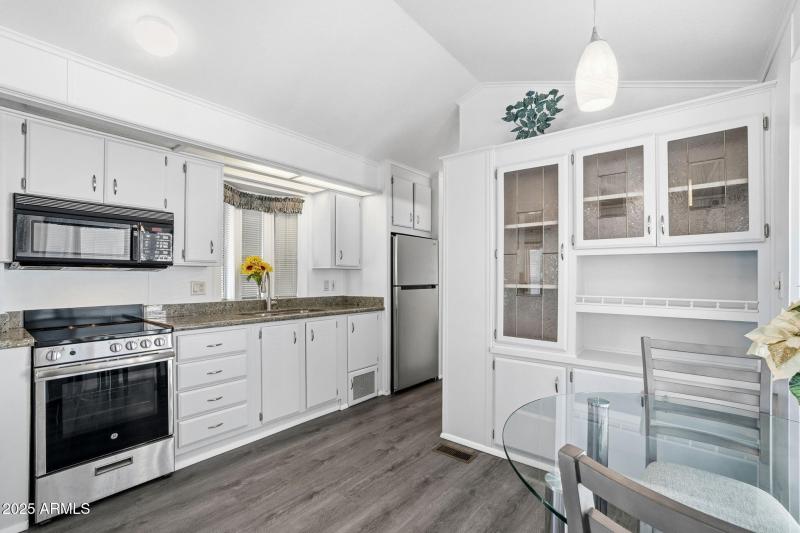 003__111 S Greenfield Rd unit 724