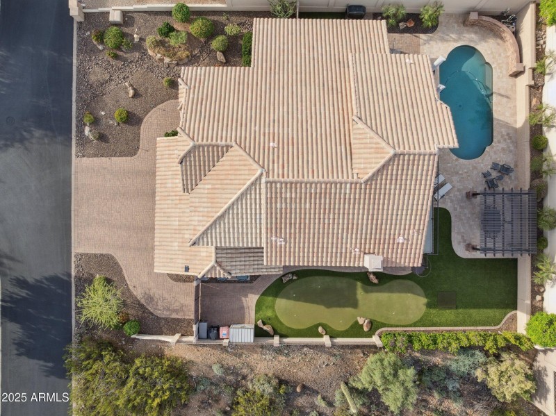 64-web-or-mls-12594-e-poinsettia-dr