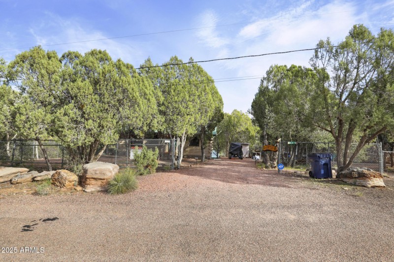 Fully fenced property