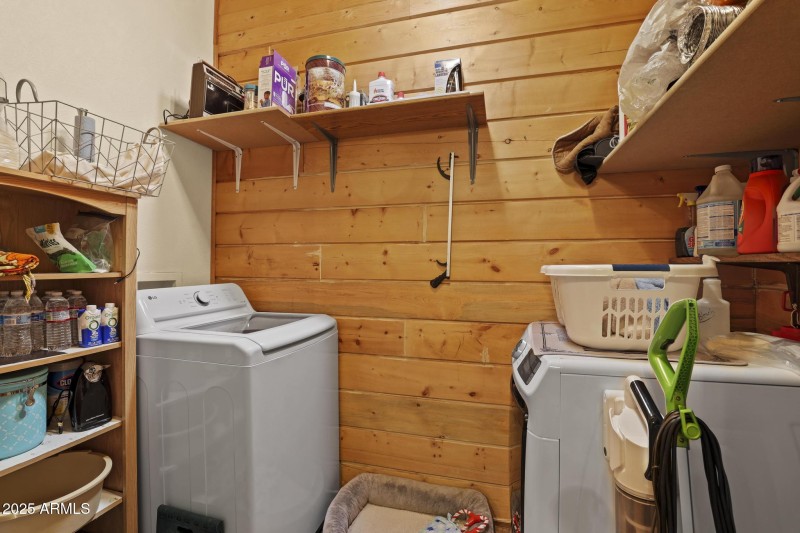 Laundry and pantry off kitchen