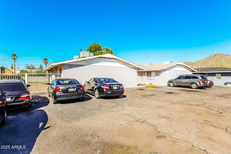 16-photo-Rear-View-bd3da33d-0893-480b-83