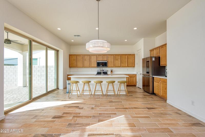 015_photo14_10147_e_thunderbolt_ave_mesa